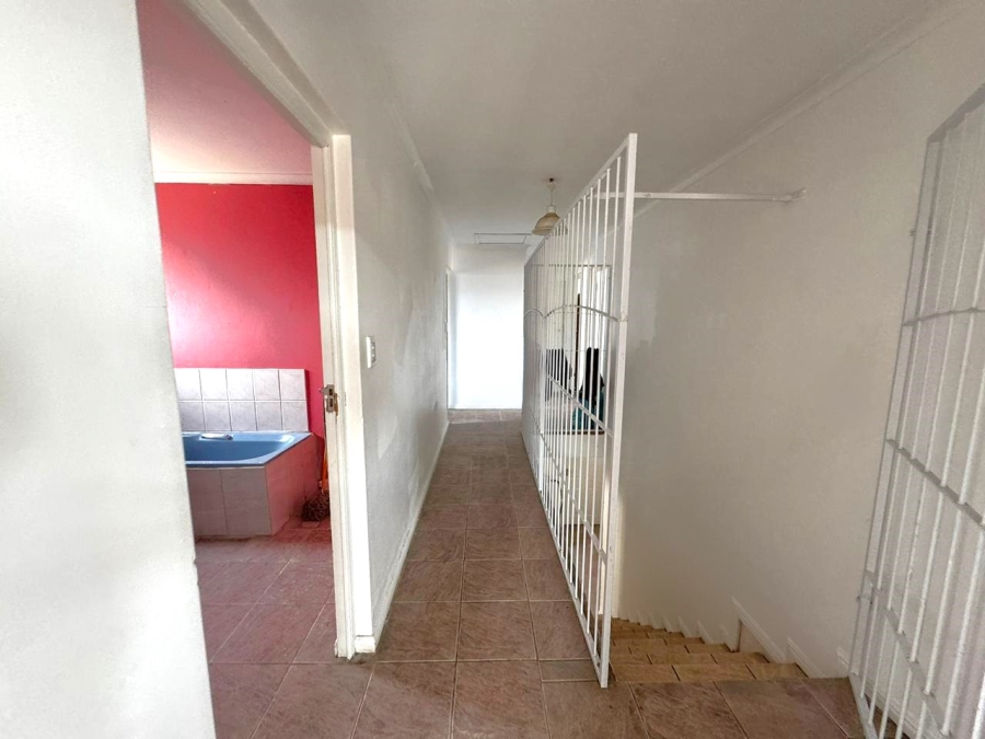 4 Bedroom Property for Sale in Croydon Western Cape